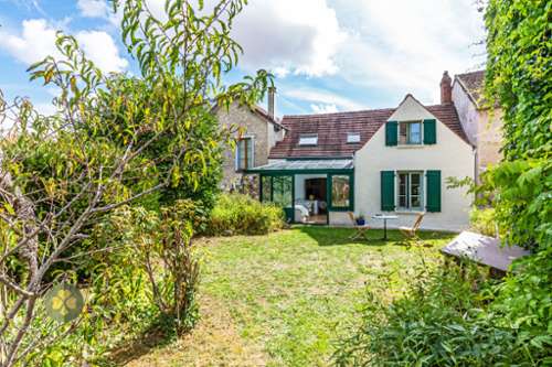 La Queue-lès-Yvelines Yvelines village house foto