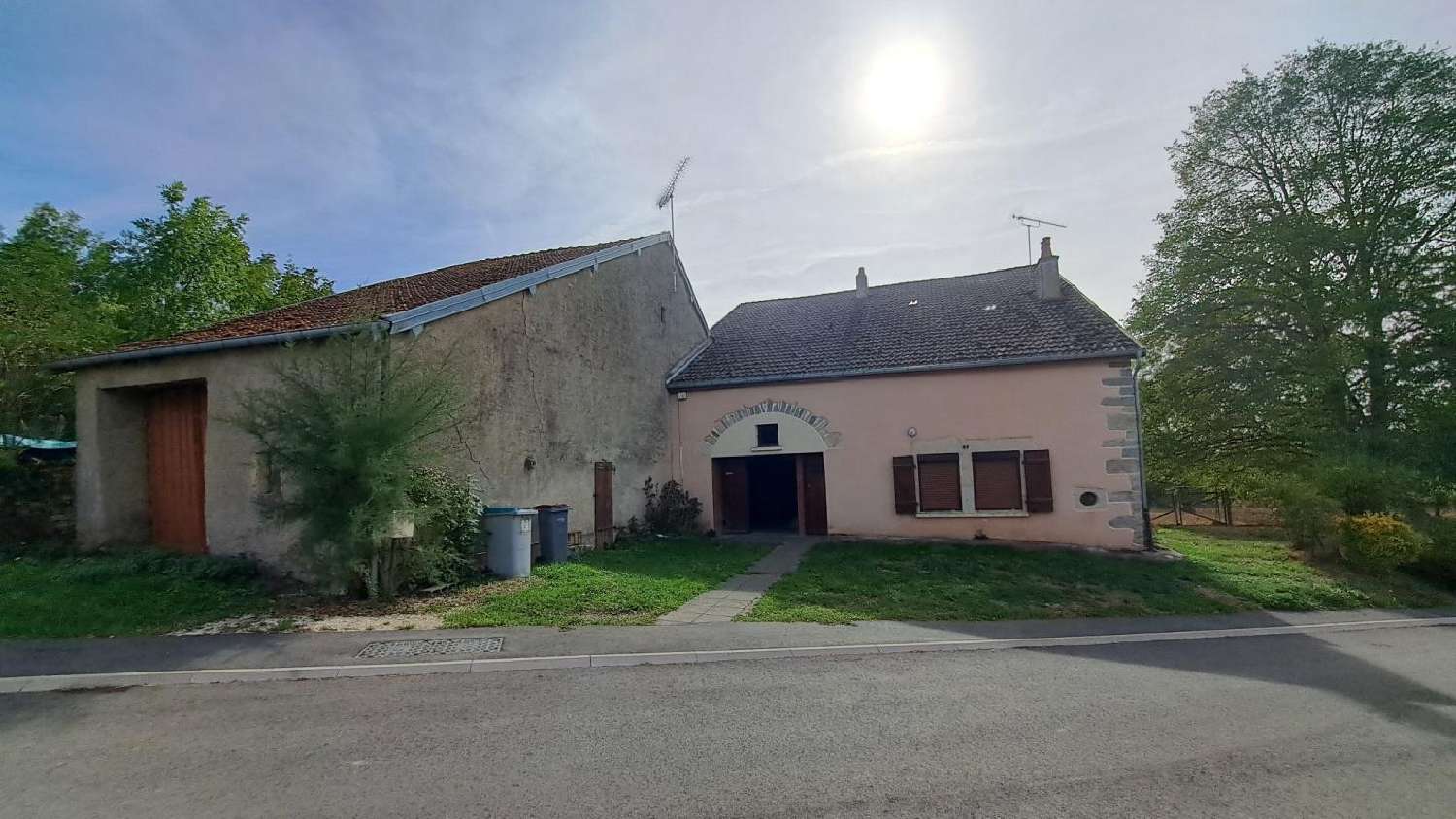à vendre maison de village Lambrey Haute-Saône 2