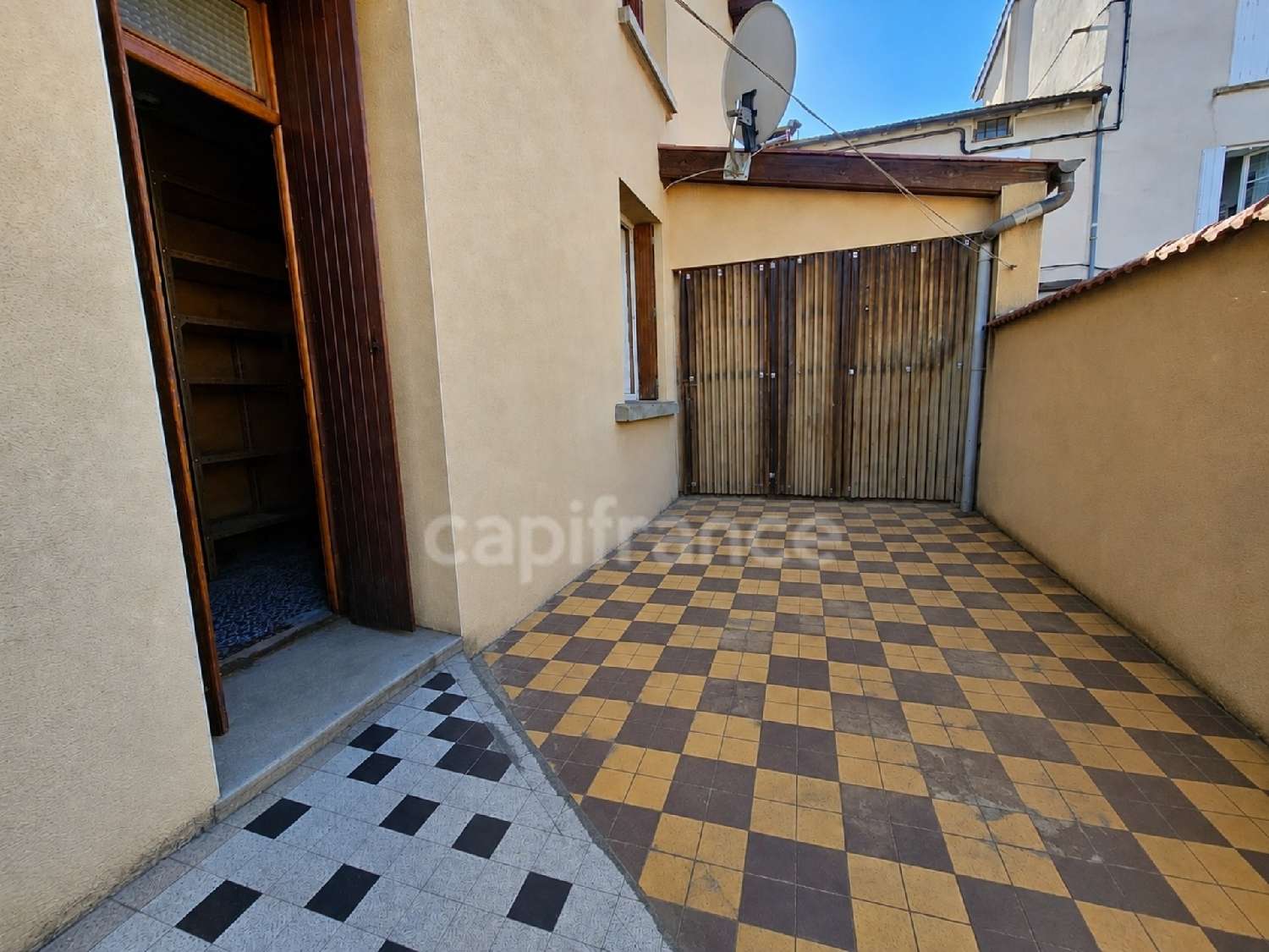  en venta casa de pueblo Panissières Loire 2
