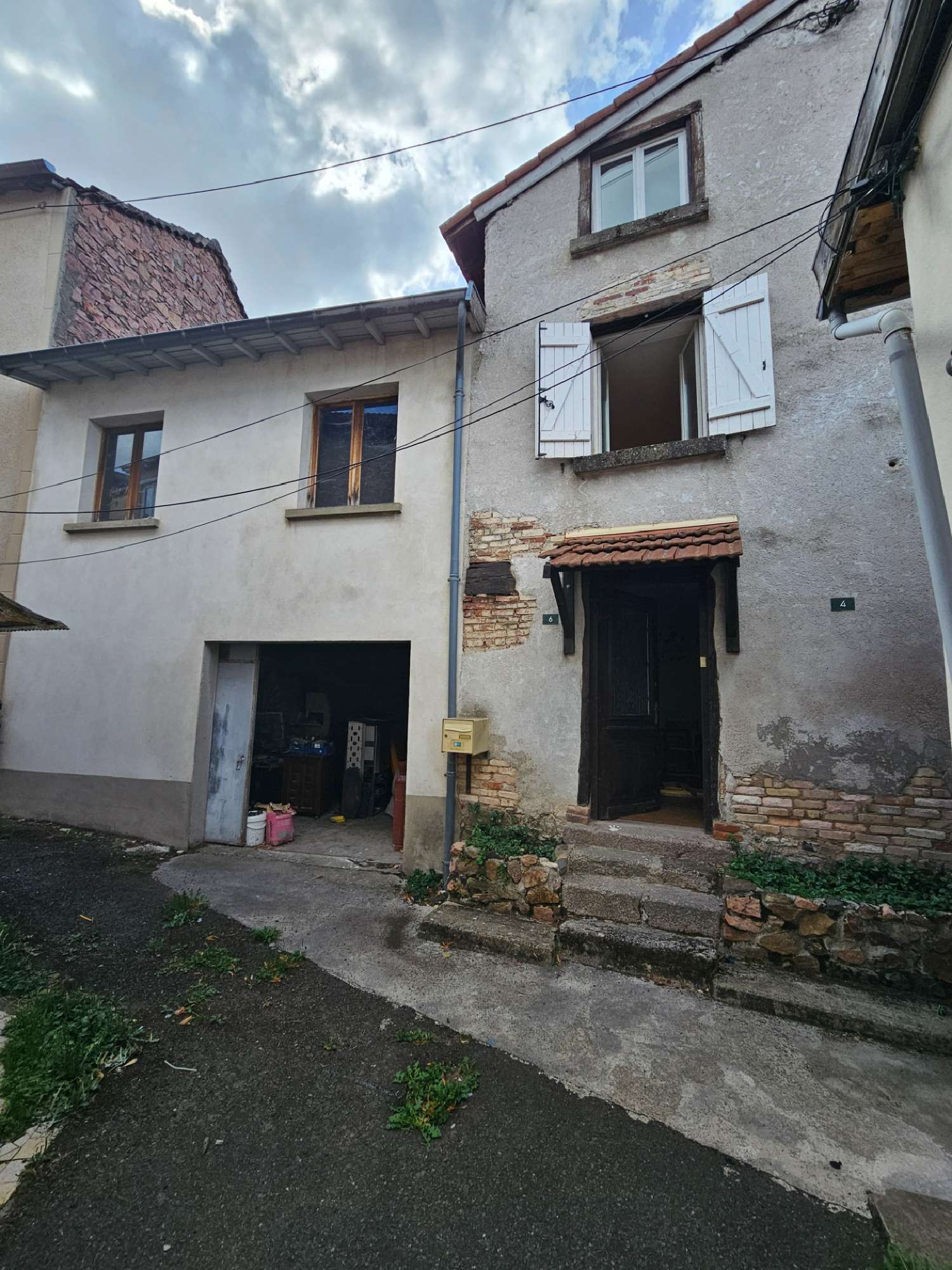 te koop dorpshuis Panissières Loire 1